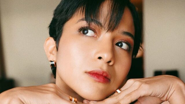Cekricek.id, Berita Seleb dan Berita Artis – Putri Marino dibilang mirip Angga Yunanda setelah mengunggah penampilan barunya. Istri Chicco Jerikho tersebut baru saja memangkas rambutnya pendek seperti cowok. Hal itulah yang membuat dirinya sekilas mirip laki-laki tampan seperti perawakan aktor muda tersebut.