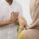Cekricek.id, Musik – Lagu Selamat Hari Lebaran yang sering terdengar pada momen perayaan Idul Fitri setiap tahunnya ternyata diciptakan oleh Ismail Marzuki. Biasanya, yang sering didendangkan adalah bagian reff yang sampai saat ini masih terjaga kepopulerannya.