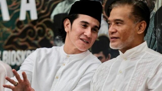 Cekricek.id, Berita Artis dan Berita Seleb - Model dan artis Vino G Bastian pernah memerankan karakter sebagai seorang gay, takut masuk klub