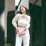 Cekricek.id, Berita Artis dan Berita Seleb - Rasanya tak ada yang pernah menilai jika penampilan Cassandra Lee kurang cantik.