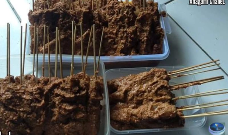 Cekricek.id, Kuliner - Nyatanya Indonesia memiliki banyak jenis sate yang ada di nusantara. Tentunya selain dari sate padang dan sate madura
