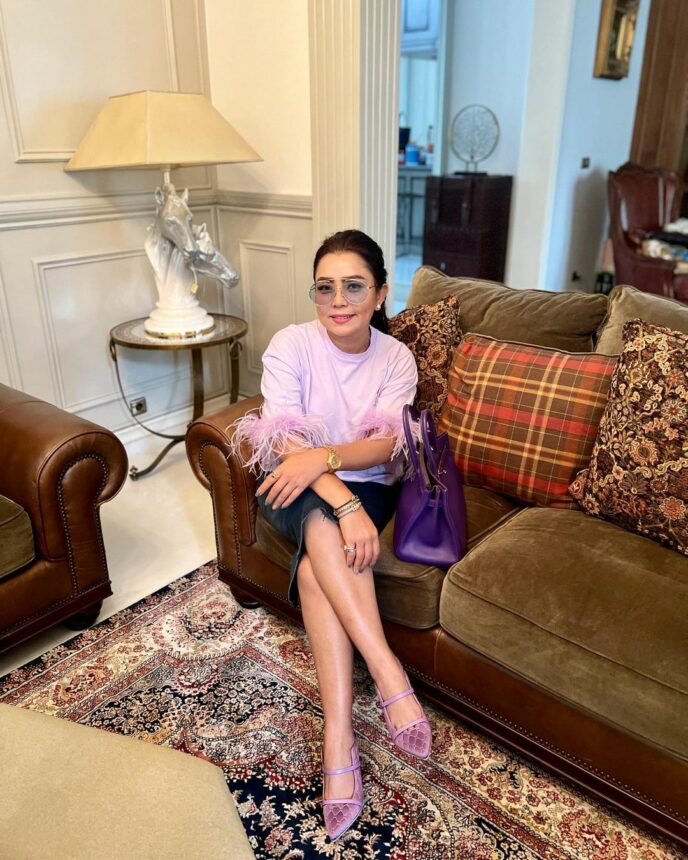 Cekricek.id, Berita Artis dan Berita Seleb - Lagi-lagi ini bisa dibuat heboh ketika mendengar pengakuan dari seorang Mayangsari, tentang cinta sejati 