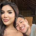 Cekricek.id, Berita Artis dan Berita Seleb - Baru beberapa hari lalu dilamar kekasih, kini Millen Cyrus pamer kemesraan saat liburan.