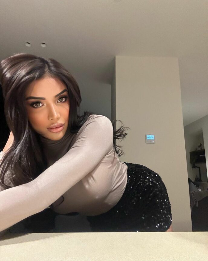 Cekricek.id, Berita Artis dan Berita Seleb - Millen Cyrus seolah memberi balasan atas sejumlah komen negatif saat menyebutnya tak pakai dalaman
