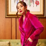Cekricek.id, Berita Artis dan Berita Seleb - Siapa yang menyangka jika Nagita Slavina justru semenjak SD tidak pernah dikasih uang jajan.