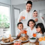 Cekricek.id, Portal Islam - Sebenarnya bagi orang yang udzur puasa ada sejumlah amalan utama yang bisa dilakukan. Wanita wajib catat!