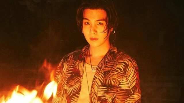 Cekricek.id, Entertaiment - Suga BTS kembali merilis sebuah solo dan MV lagu baru. Hal ini dinilai sebagai paket lengkap wajah dan bakat akting