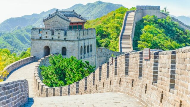 Cekricek.id, Objek Wisata - Ada banyak fakta menarik berkaitan dengan tembok raksasa China. Termasuk diantaranya ternyata tembok beracun