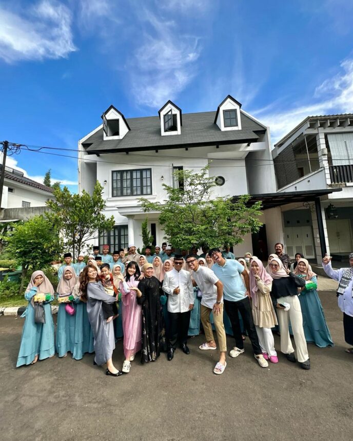 Cekricek.id, Berita Artis dan Berita Seleb - Kini malah banyak dari netizen yang yakin serta percaya jika Fuji serta Thariq Halilintar putus settingan.