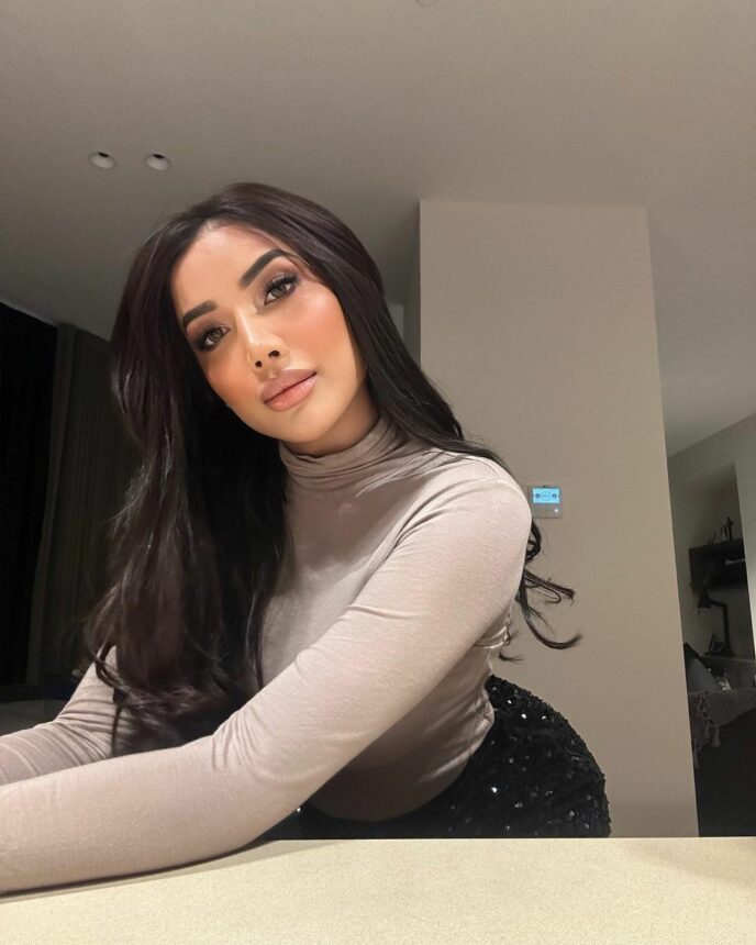 Cekricek.id, Berita Artis dan Berita Seleb - Selebgram populer Millen Cyrus kembali mengunggah foto yang begitu aduhai ketika bulan puasa ini
