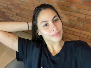 Cekricek.id, Berita Artis dan Berita Seleb - Artis cantik Valerie Thomas dipuji semakin cantik pol. Apalagi dengan wajah yang begitu natura