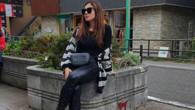 Cekricek.id, Berita Artis dan Berita Seleb - Belum lama ini Wulan Guritno membagikan potretnya saat sedang liburan bareng keluarga ke Jepang.