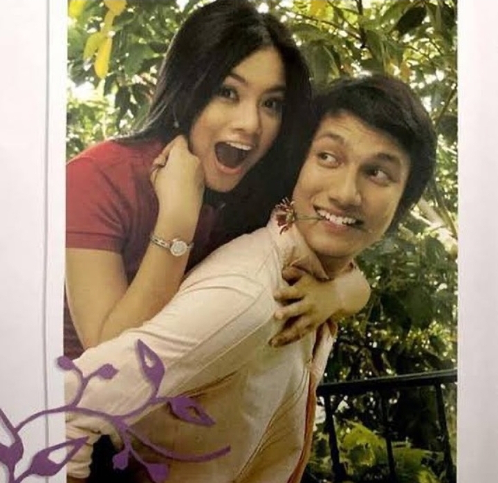 Cekricek.id, berita seleb dan berita artis - Bantah Isu Selingkuh, Titi Kamal Unggah Foto Lawas dengan Christian Sugiono