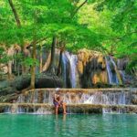 Cekricek.id, Objek Wisata – Pesona Air Terjun Mata Jitu di Pulau Moyo, Sumbawa memang tidak perlu diragukan lagi. Pemandangan yang indah, air jernih yang menyegarkan, sangat cocok dijadikan sebagai tempat untuk pelarian diri dari lelahnya rutinitas sehari-hari.