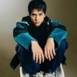 Cekricek.id, Berita Seleb dan Berita Artis – Nama Maxime Bouttier akhir-akhir ini santer terdengar di berbagai pemberitaan selebriti tanah air. Pasalnya, aktor tampan berdarah bule itu diisukan menjalin kedekatan dengan artis cantik, Luna Maya. Dugaan tersebut muncul seketika saat keduanya kedapatan nonton konser bersama.