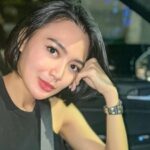 Cekricek.id, Berita Seleb dan Berita Artis – Sebagai seorang penyanyi, Wika Salim tak jarang mendapat cibiran karena suara yang dimilikinya. Banyak haters yang mengangap bahwa pedangdut tersebut tak memiliki suara sebagus penyanyi dangdut profesional lainnya. Lebih parahnya, ada yang menuding bahwa Wika dikenal karena paras cantik dan bodi seksinya saja.