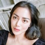 Cekricek.id, Berita Seleb dan Berita Artis – Jessica Iskandar alias Jedar sempat menuai kecaman saat memamerkan operasi plastik yang dilakukan pada batang hidungnya. Selain karena tindakan oplas yang dinilai tak alami karena mengubah bentuk ciptaan Tuhan, sebenarnya kritikan netizen juga tertuju pada kondisi ekonomi artis tersebut.