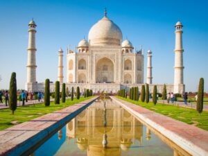 Cekricek.id - Sebuah komisi independen di Amerika Serikat, untuk tahun keempat berturut-turut, merekomendasikan agar pemerintah India, yang dipimpin oleh Perdana Menteri Narendra Modi, ditambahkan ke daftar hitam kebebasan beragama. Mereka menyebut bahwa kondisi negara untuk agama minoritas “terus memburuk” sepanjang tahun 2022 di sana.