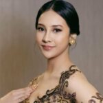 Cekricek.id, Berita Seleb dan Berita Artis – Anya Geraldine menuai banyak komentar menohok dari warganet karena sebuah opini yang dia bagikan di media sosial. Cuitan yang kemudian dia unggah di akun Instagramnya, menjadi bulan-bulanan netizen karena dianggap kekanak-kanakan.