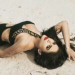 Cekricek.id, Berita Artis dan Berita Seleb - Sebuah video klip karya Dinar Candy dinilai terlalu intim dengan seorang pria, tidak sepatutnya