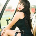 Cekricek.id, Berita Artis dan Berita Seleb - Banyak netizen merasa tergoda ketika ada sebuah ajakan untuk naik helikopter bersama Dinar Candy.