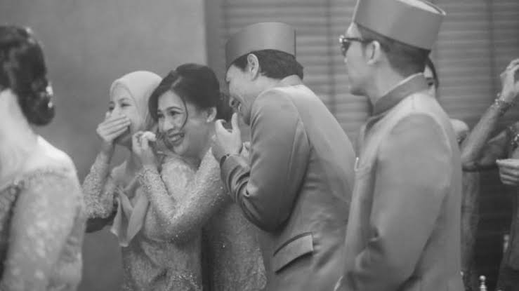 Cekricek.id, berita seleb dan berita artis - Desta Buka Suara Terkait Kondisi Rumah Tangganya: Semoga Fitnah Ini Bisa Berbalik