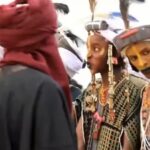 Cekricek.id, Objek Wisata - Aksi mencuri istri orang lain yang dilakukan oleh pria Suku Wodaabe seolah menjadi peristiwa yang unik.