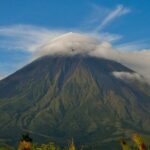 Gunung Mayon di Filipina Meletus, Belasan Ribu Orang Dievakuasi