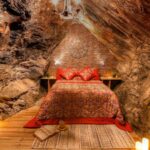 Begini Penampakan Hotel Terdalam di Dunia Deep Sleep di Wales