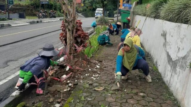 Padang Panjang Raih Piala Adipura untuk yang Ke-15, Petugas Kebersihan Mendapat Bonus