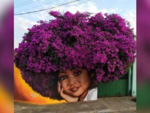 Berita viral - Cekricek.id - Seorang seniman Jalanan Brasil Ini Gabungkan Tanaman dengan Grafiti Menciptakan Efek Visual Menakjubkan dan indah