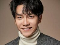 Cekricek.id, Berita Seleb dan Berita Artis – Lee Seung Gi secara mengejutkan menghapus seluruh postingan di akun Instagram miliknya. Beberapa jam setelah aktor dan penyanyi asal Korea Selatan itu membersihkan akun Instagram resminya, netizen sontak diliputi rasa khawatir, terutama kalangan penggemar.