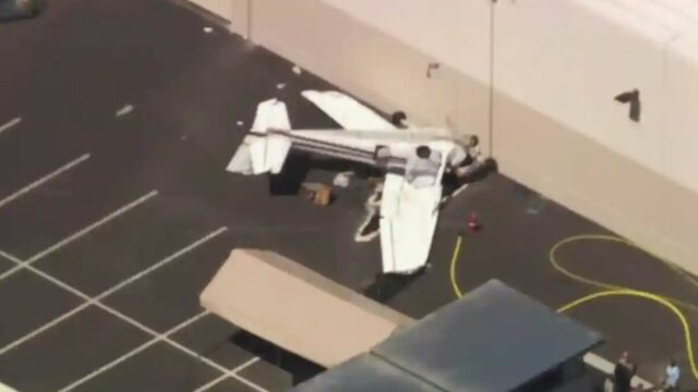 Pesawat Jatuh di California, 6 Orang Tewas dalam Kecelakaan Tragis