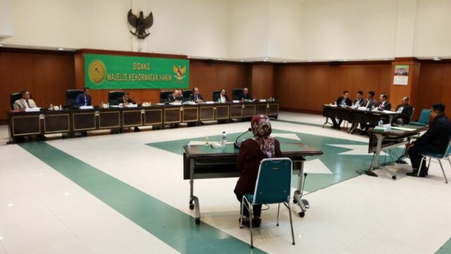 Nyabu di Ruang Sidang, Hakim PN Rangkasbitung Dipecat