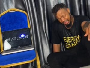 Upaya Rekor Dunia Menangis 100 Jam oleh Komedian Nigeria, Tembu Daniel, Berakhir dengan Kehilangan Penglihatan Sementara