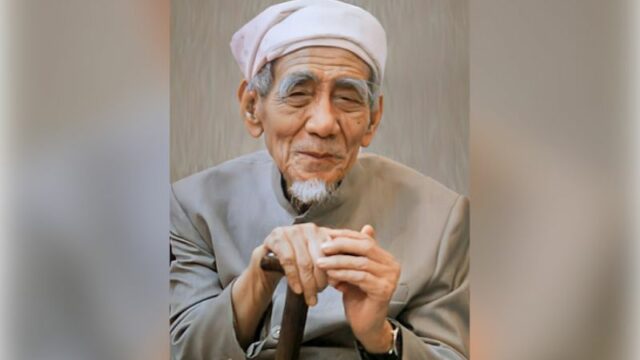 Makam Mbah Moen Dibongkar, Jenazah Masih Utuh Setelah 4 Tahun