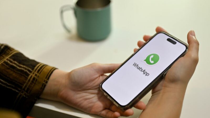 Mengenal dan Menghindari Penipuan di WhatsApp: Lima Strategi Efektif
