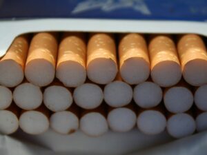 Dampak Kenaikan Harga Rokok: Motivasi Baru bagi Perokok Inggris untuk Berhenti?