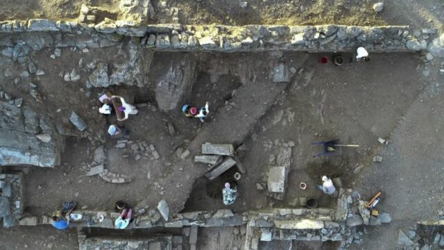 Penemuan Tembikar Kuno Mengungkap Sejarah Pemujaan di Pulau Kythnos Yunani