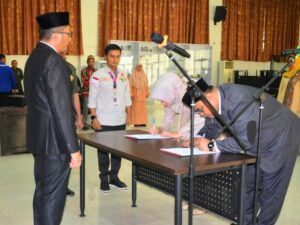 Wali Kota Padang Hendri Septa Lantik 4 Orang Pejabat Eselon II