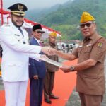 Wali Kota Padang Panjang Fadly Amran Dianugerahi Bintang Legiun Veteran