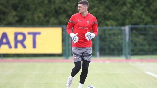 Chelsea Berburu Kiper Serbia dari MLS, Djordje Petrovic