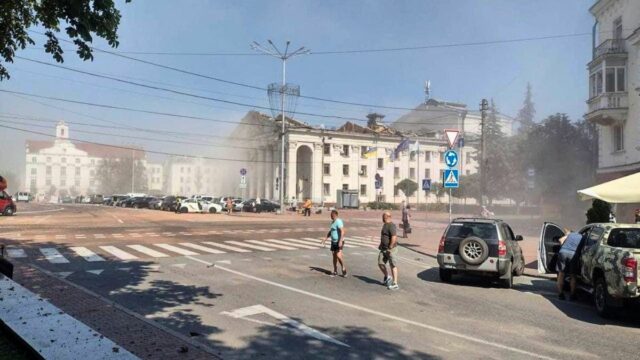 Serangan Rudal Rusia di Chernihiv, Ukraina: 7 Orang Tewas, Termasuk Anak Berusia 6 Tahun