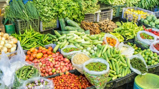 Update Harga Terbaru di Padang Panjang: Bawang Turun, Cabai Naik
