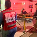 Aksi Cepat PMI Padang Selamatkan Pria yang Terjatuh dari Becak