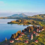 Pesona Danau Kembar: Permata Tersembunyi Sumatera Barat yang Memikat Jiwa