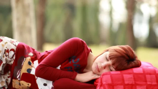 Penelitian Mengungkap Tidur Siang Teratur Menjaga Kesehatan Otak