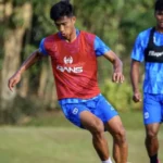 Muhammad Irman, bintang muda RANS Nusantara FC, berbagi pengalamannya di Liga 1 dan ambisinya bersama tim yang dipimpin Raffi Ahmad.