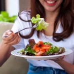 OMAD: Apa Dampak Diet Satu Kali Makan Sehari pada Tubuh Kita?