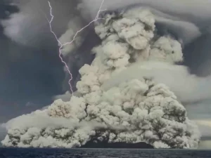 Apakah Letusan Hunga Tonga-Hunga Ha'apai Penyebab Gelombang Panas Ekstrem Tahun Ini?